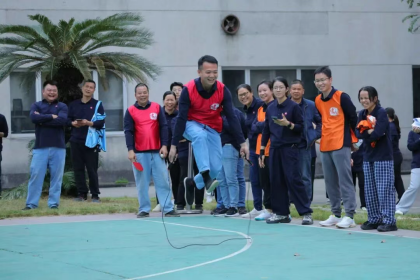 /uploads/image/2025/12/15/eab140cec0bbd3761fcbb4ad26229202.png 15.png